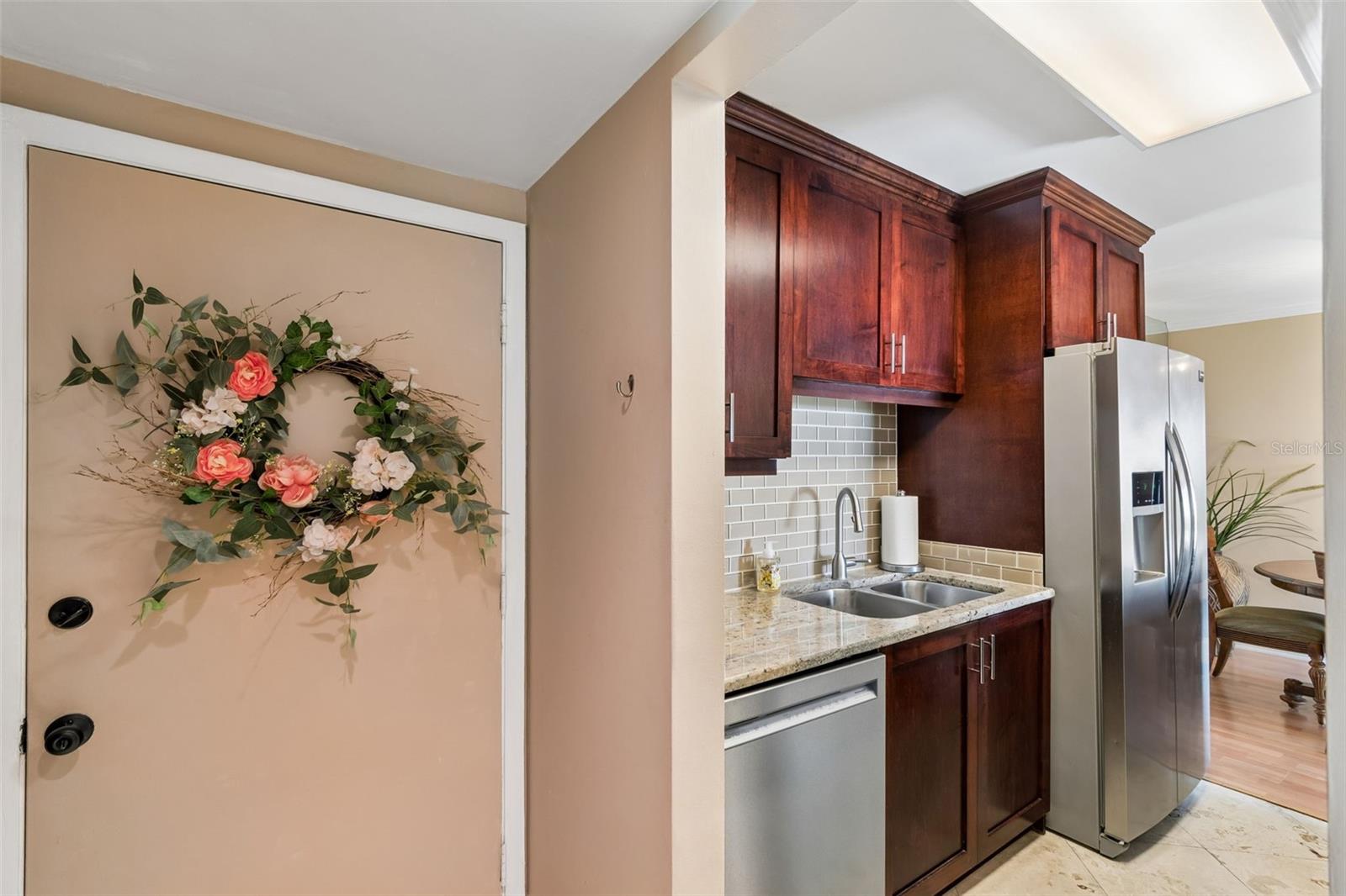 BAYSHORE TRACE CONDO - Residential