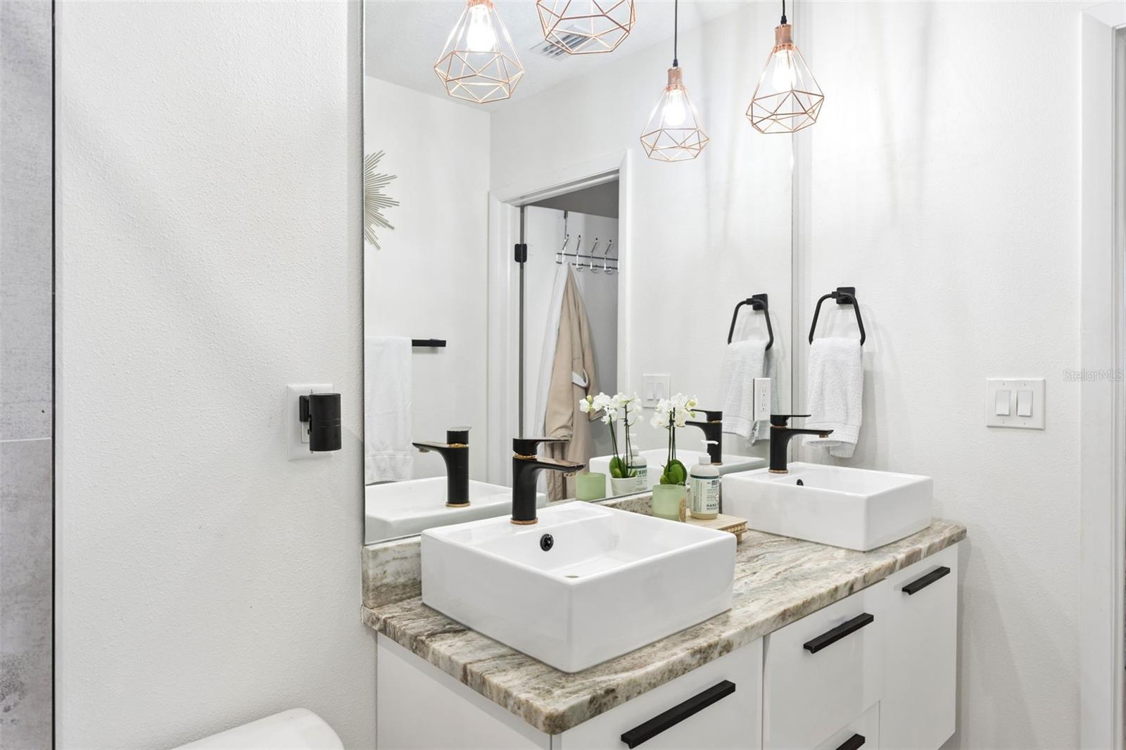 VALKENWAL - Residential