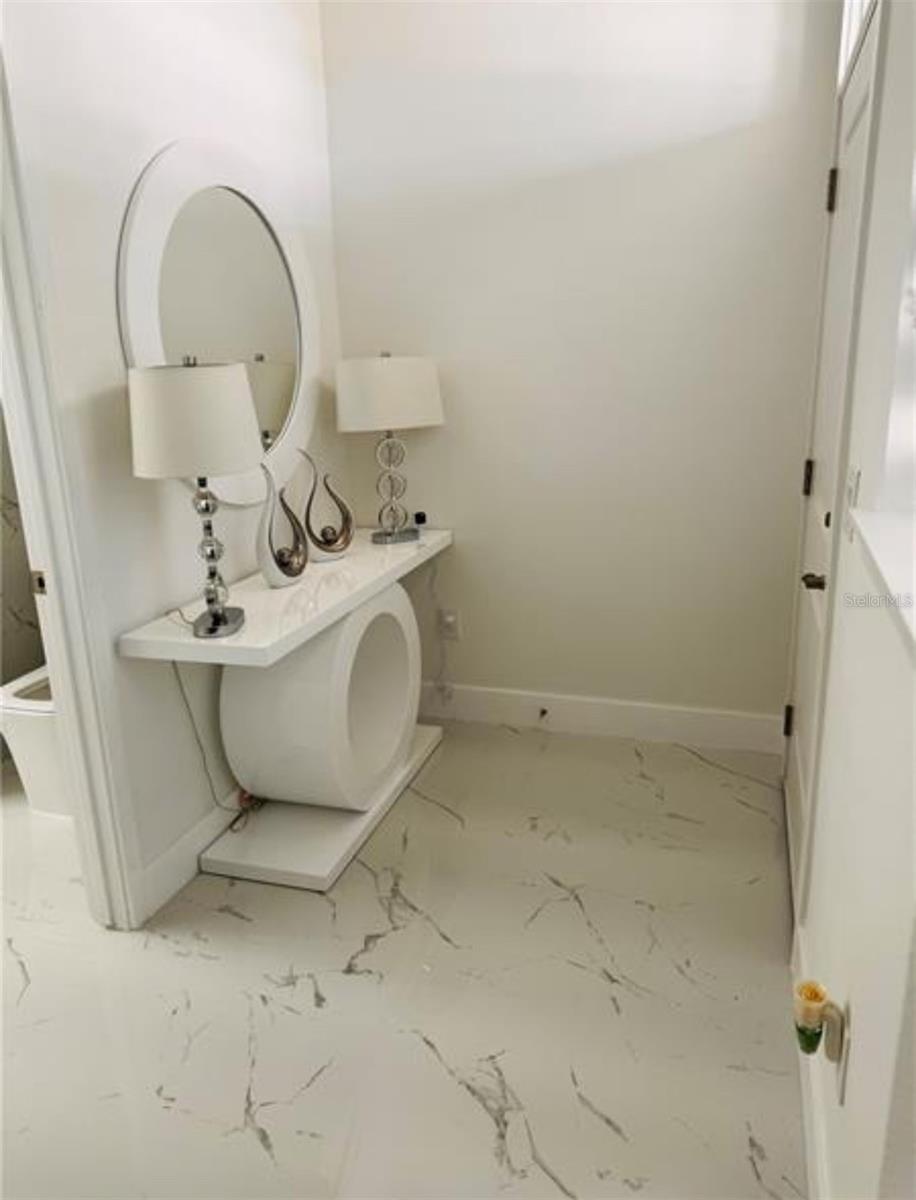 14978 LEBEAU LOOP