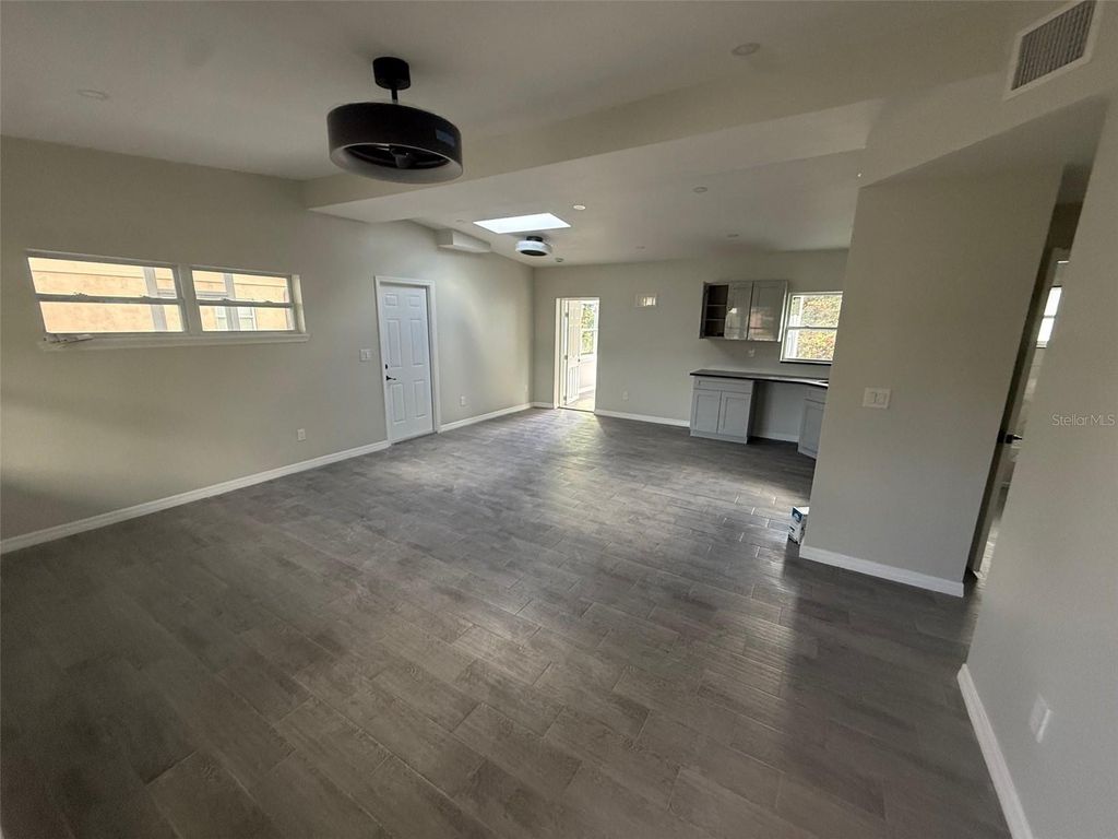 Photo of 514 Manhattan Drive, Orlando, FL 32839 (MLS # O6373058)