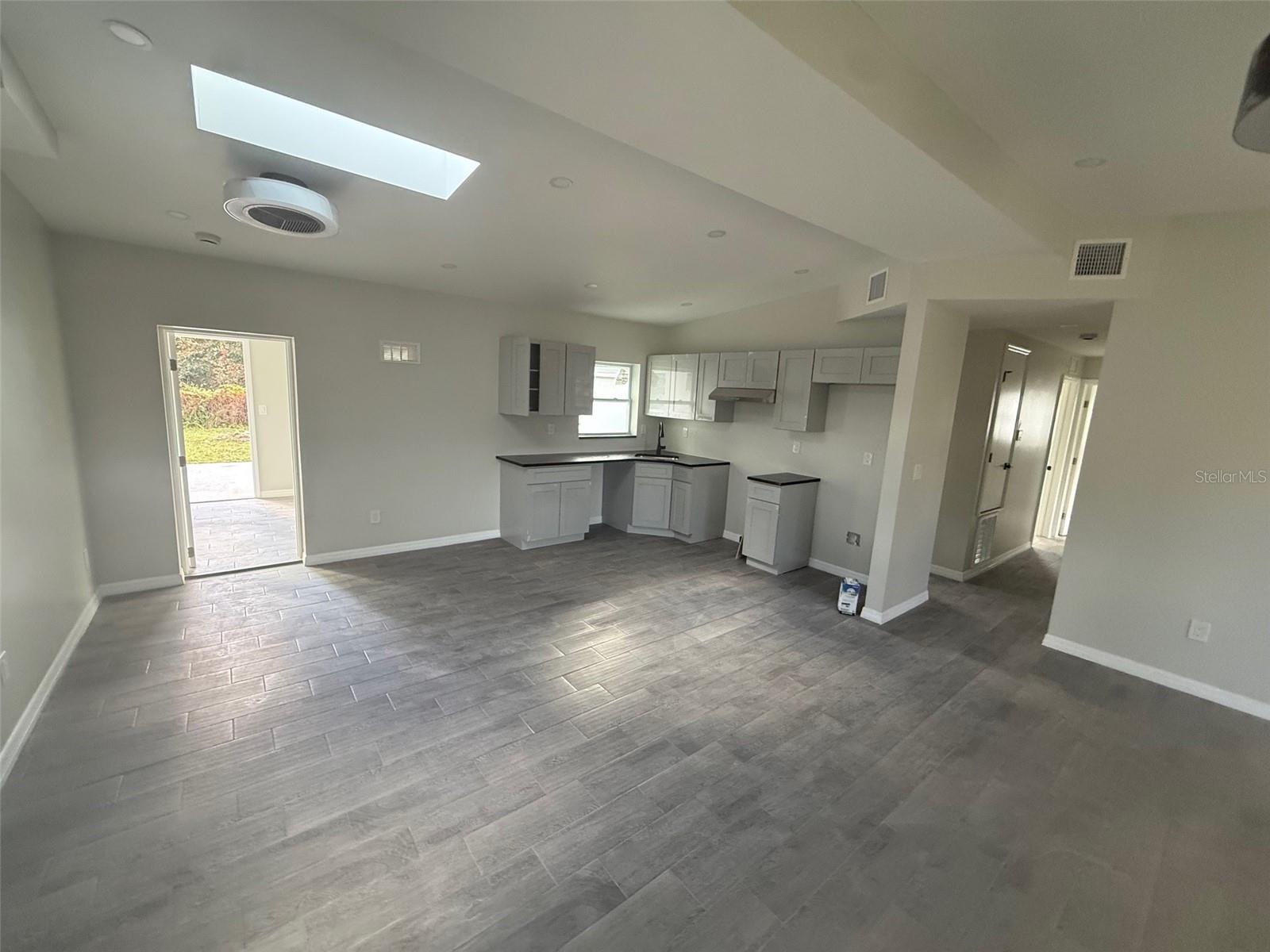 JESSAMINE TERRACE SUB - Residential Lease