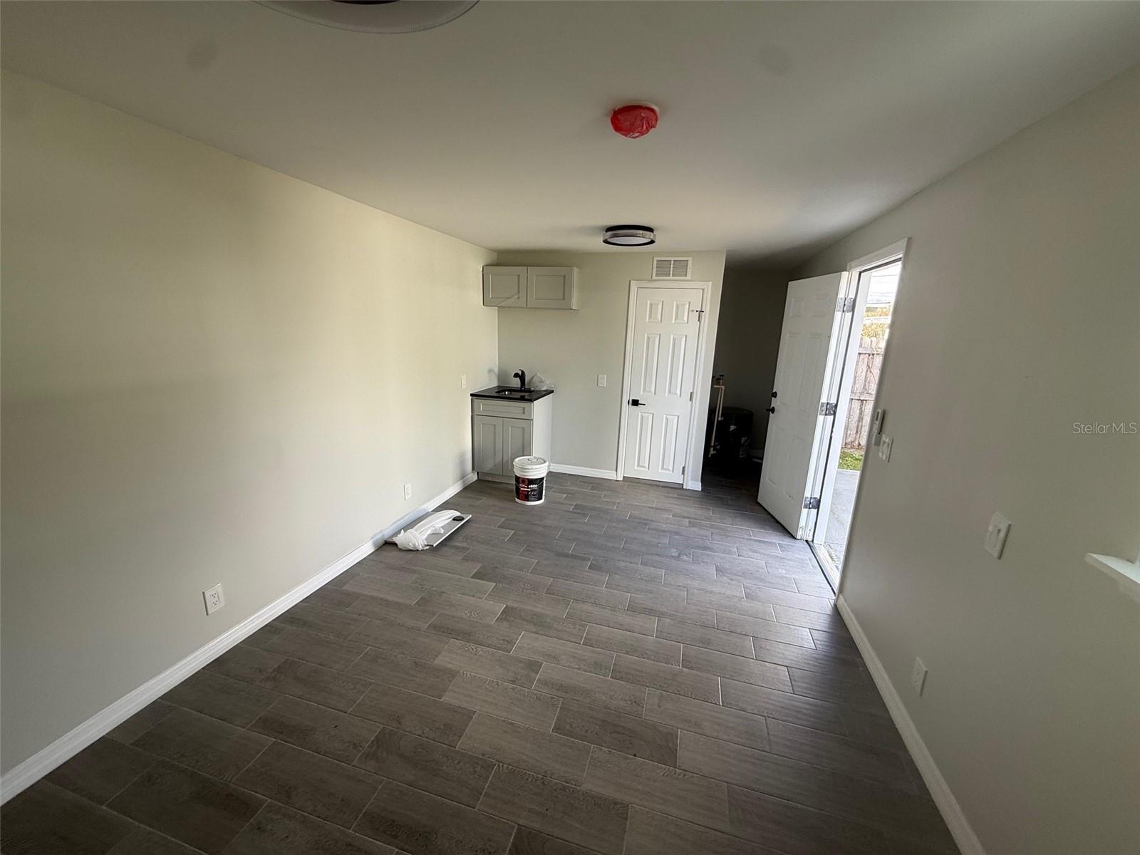 JESSAMINE TERRACE SUB - Residential Lease