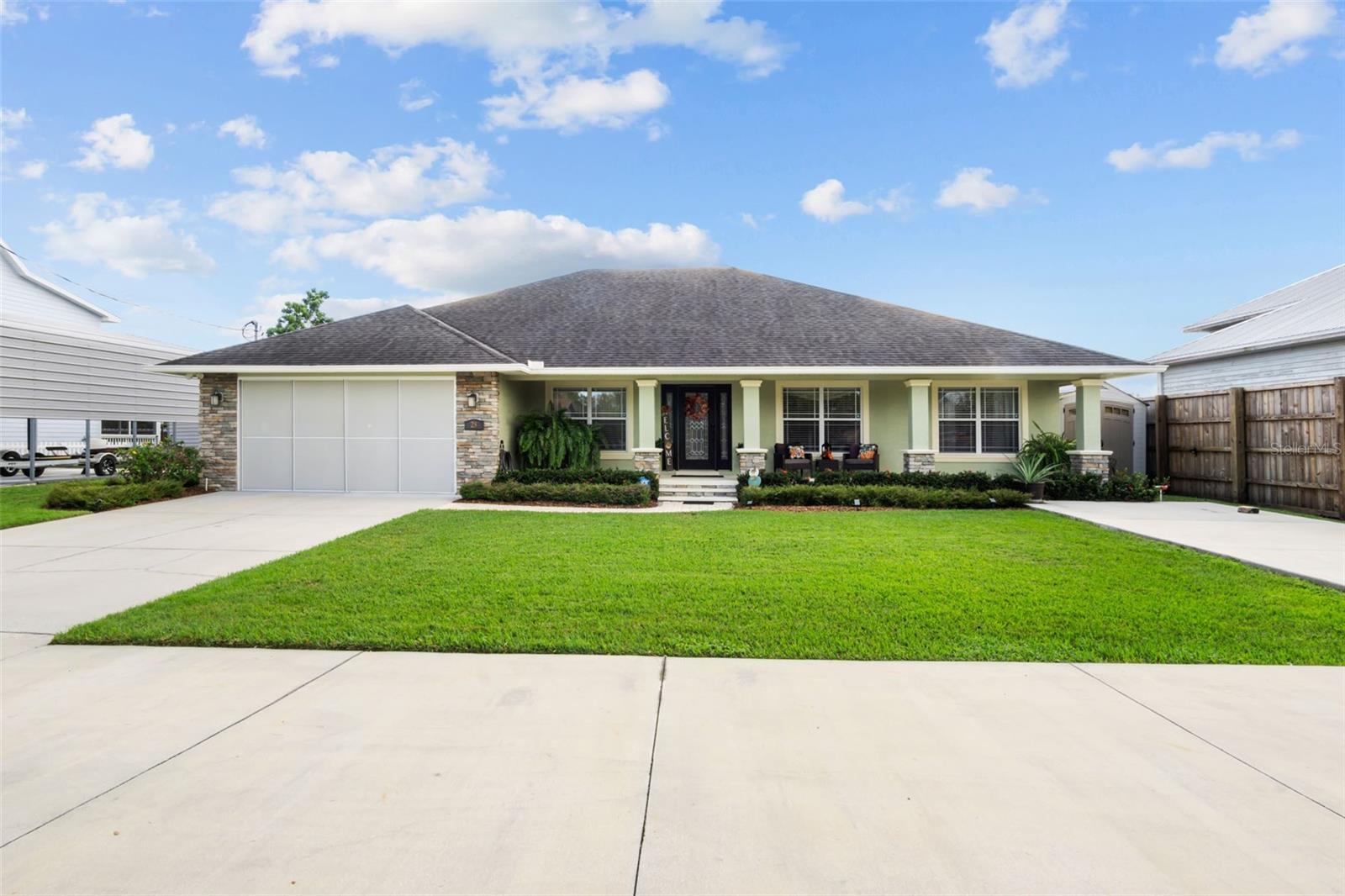 L & M ESTATES 28 - Residential