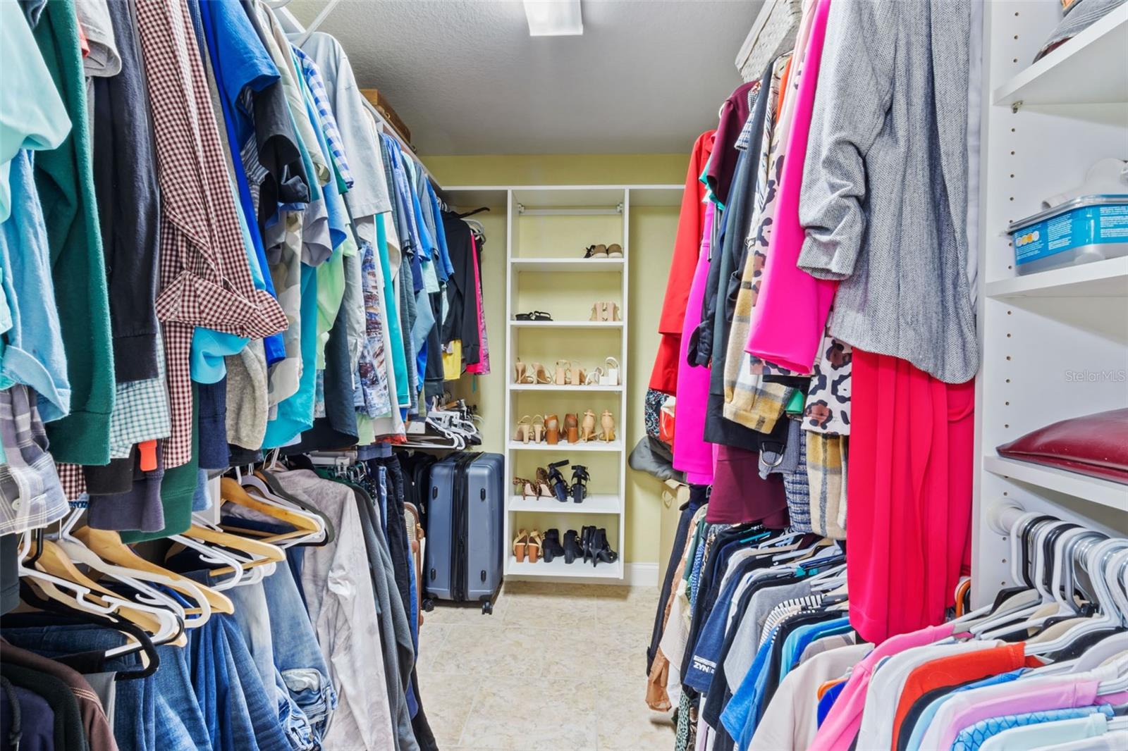 L & M ESTATES 28 - Residential