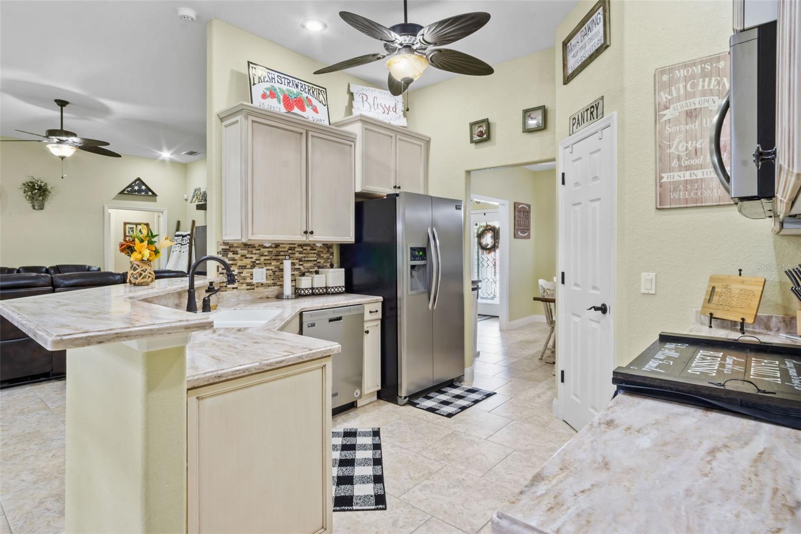 L & M ESTATES 28 - Residential