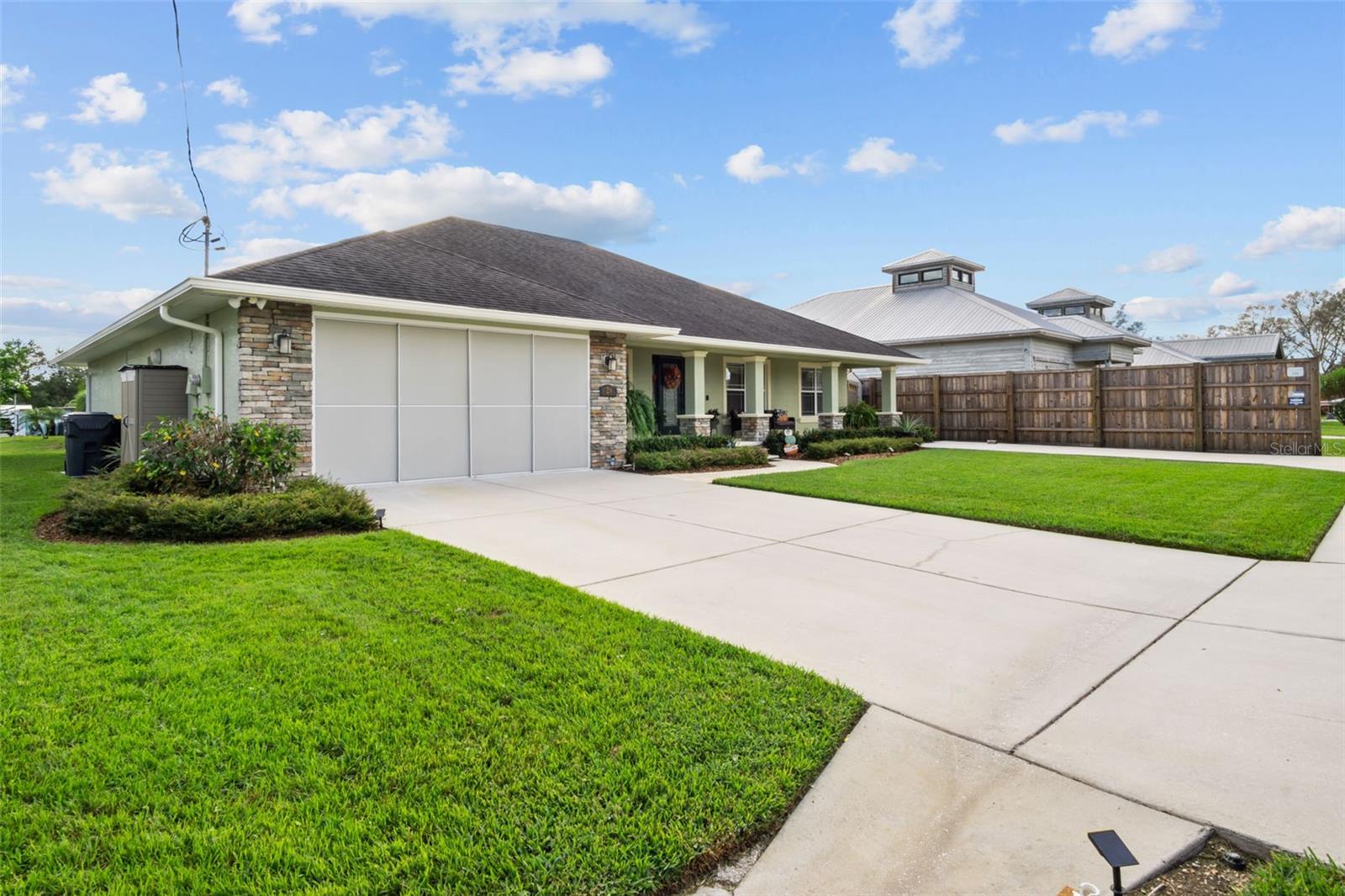 L & M ESTATES 28 - Residential