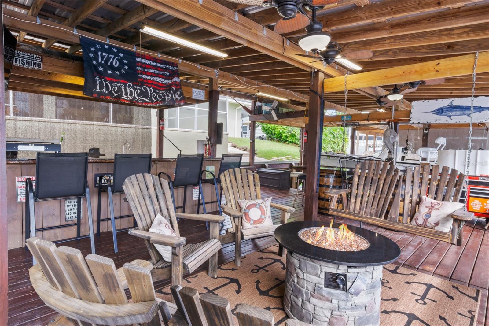 L & M ESTATES 28 - Residential