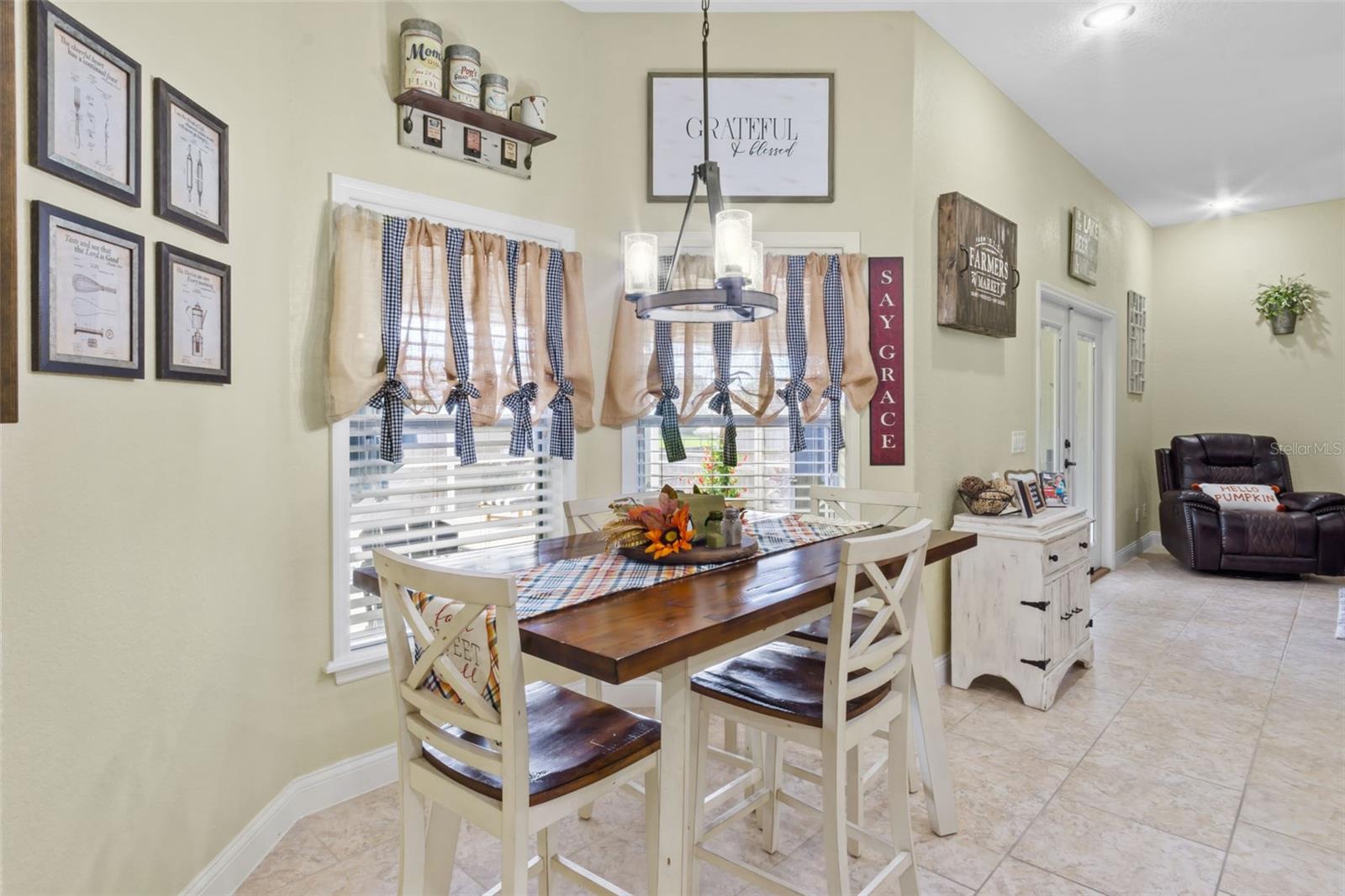 L & M ESTATES 28 - Residential