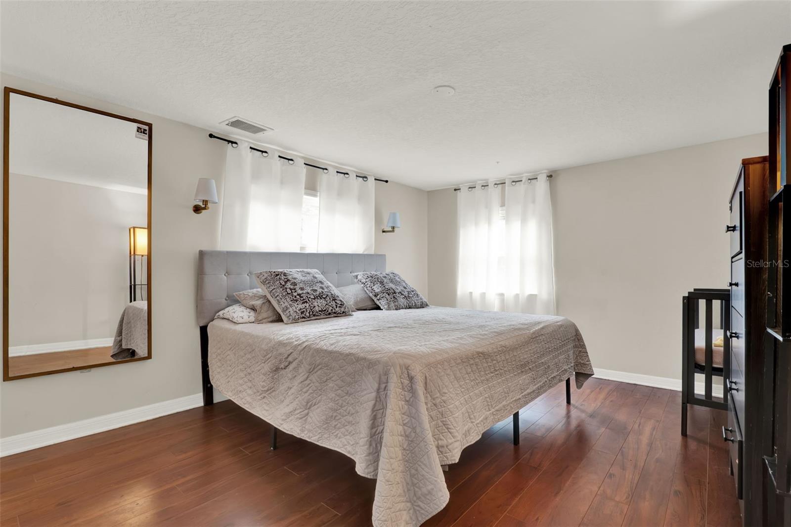 PLYMOUTH TERRACE - Residential