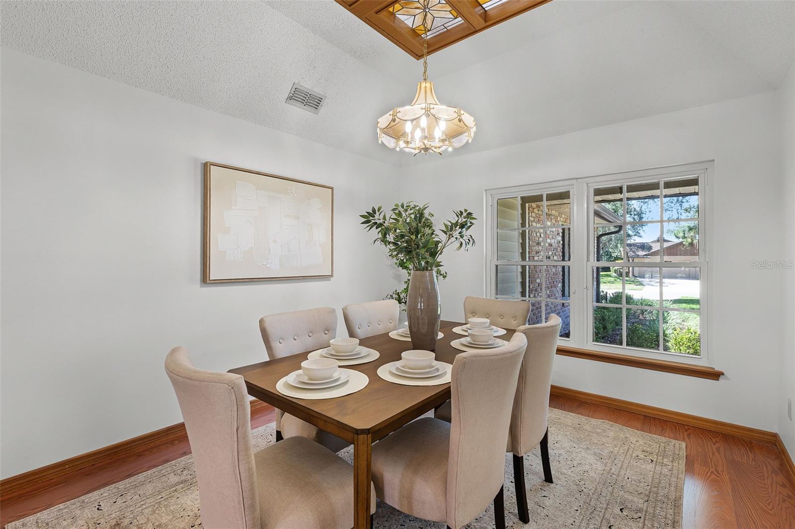 8665 VISTA POINT COVE