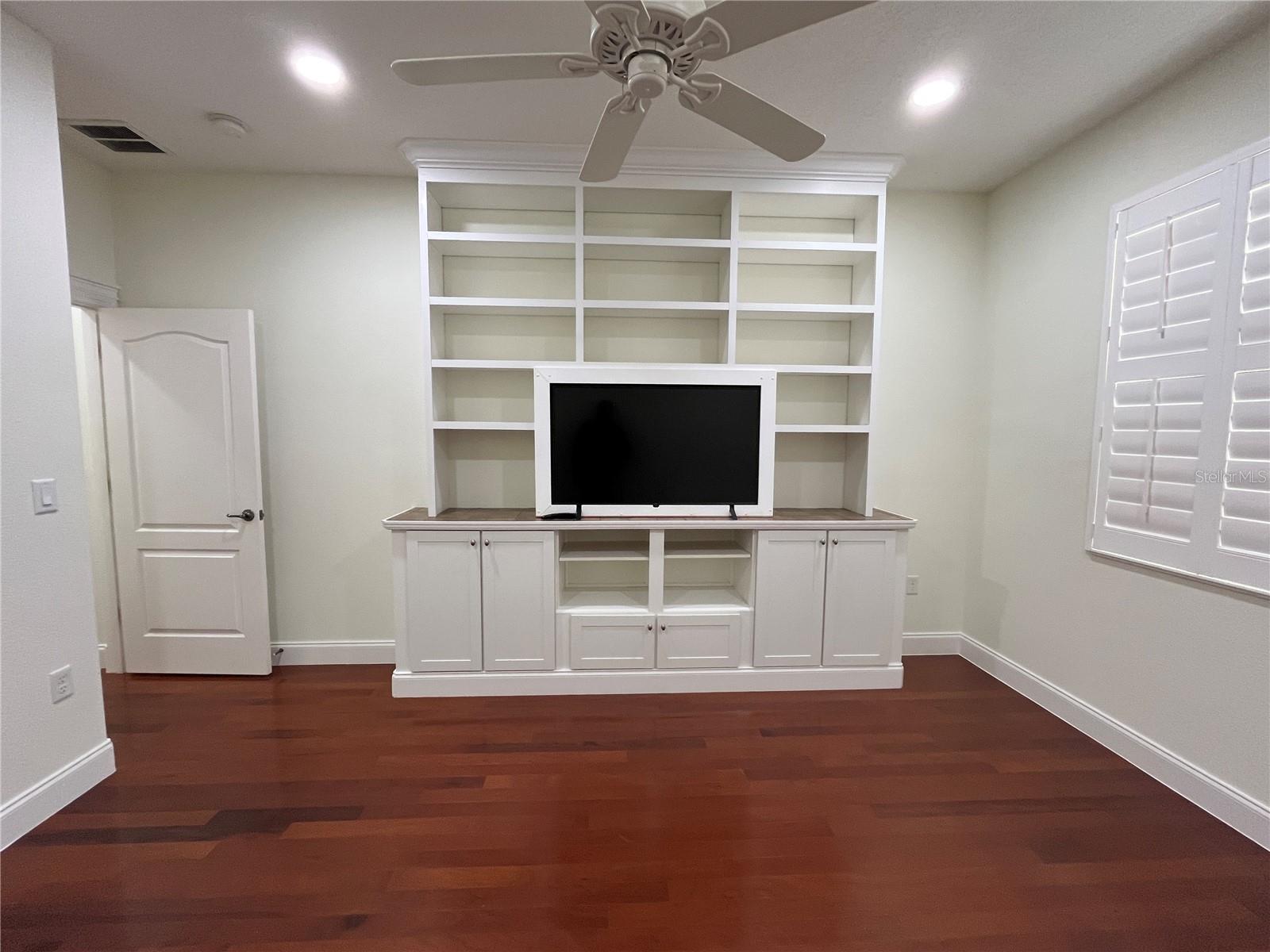 CHANDLER HILLS EAST PH I E I - Residential Lease