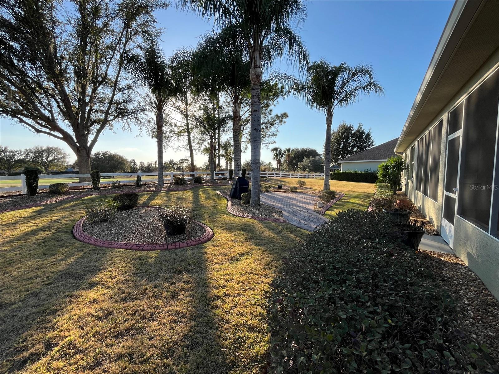 CHANDLER HILLS EAST PH I E I - Residential Lease