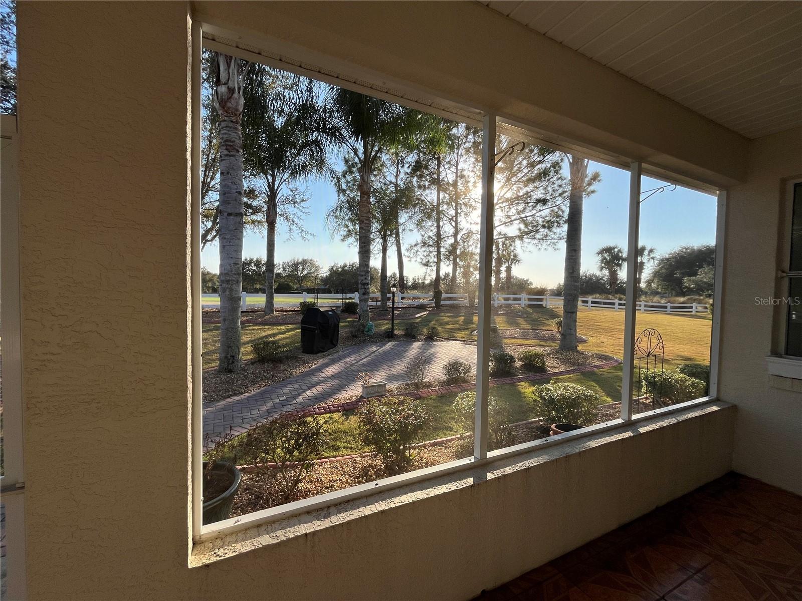 CHANDLER HILLS EAST PH I E I - Residential Lease