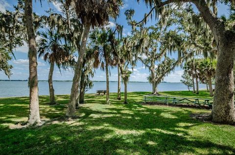 A home in SAFETY HARBOR