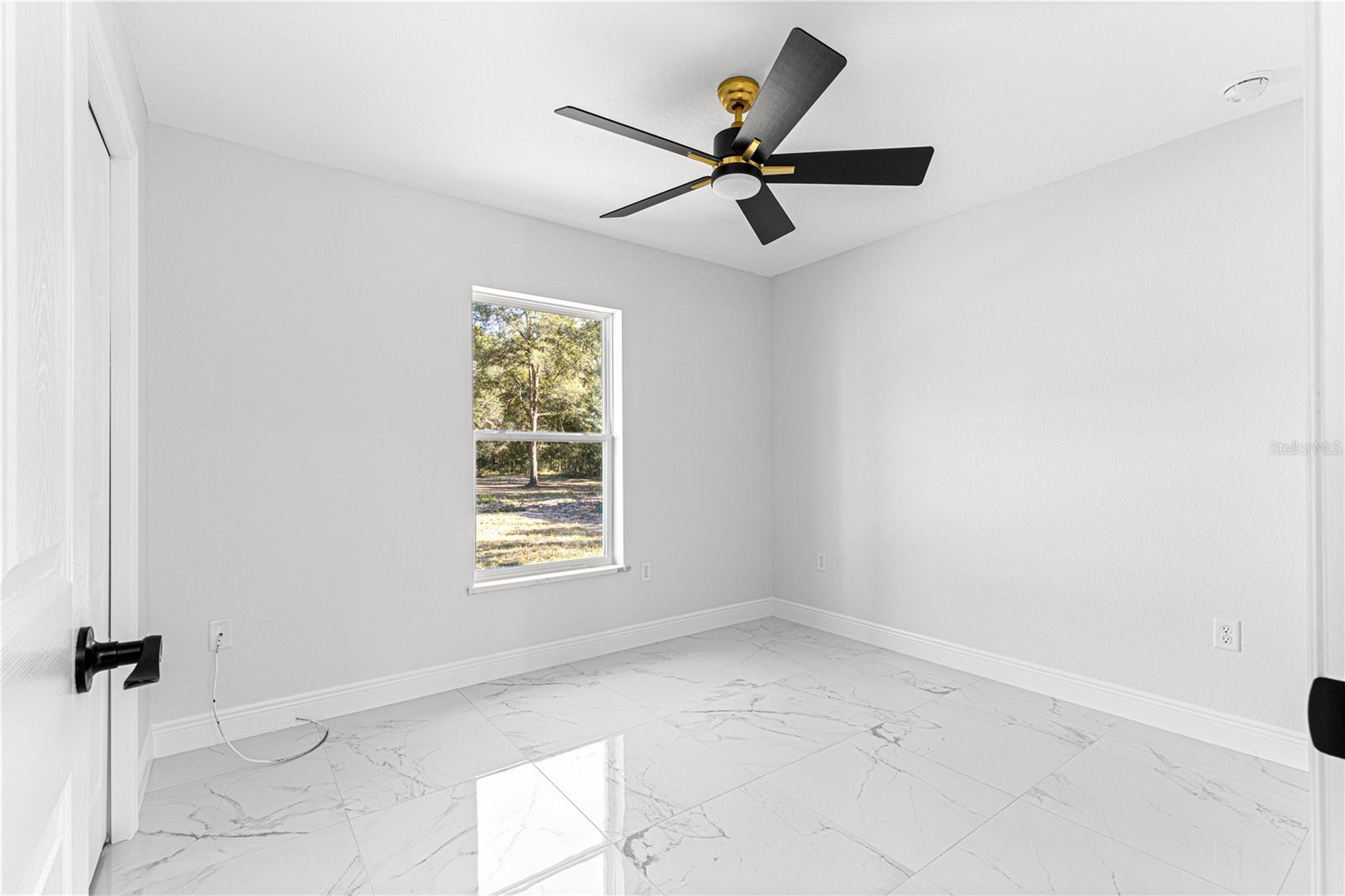 LAKE WEIR HEIGHTS - Residential