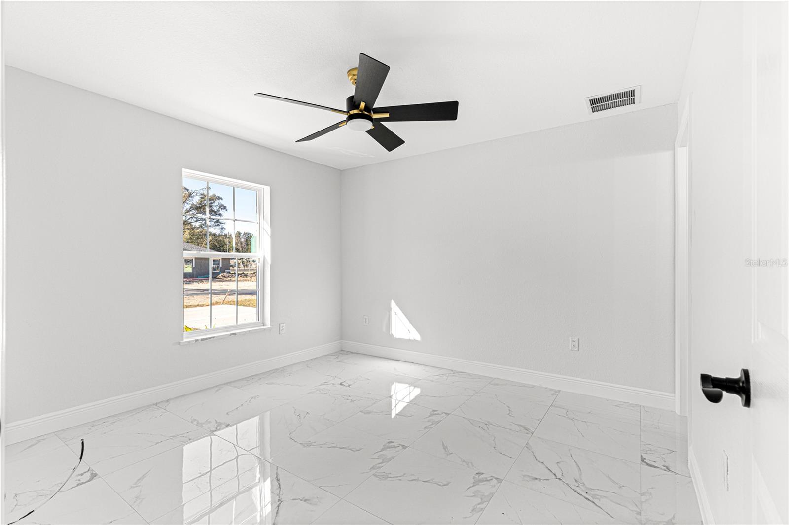 LAKE WEIR HEIGHTS - Residential