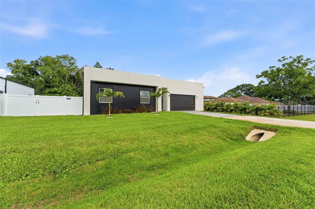 Photo of 9714 Van Street, Tampa, FL 33615 (MLS # TB8524644)