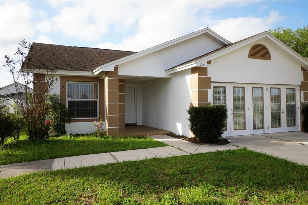 Photo of 205 Indian Point Circle, Kissimmee, FL 34746 (MLS # S5145787)