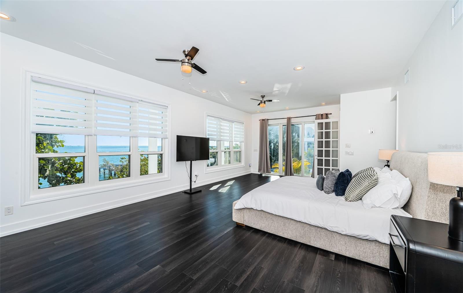 BAYWAY ISLES UNIT 2 REP - Residential