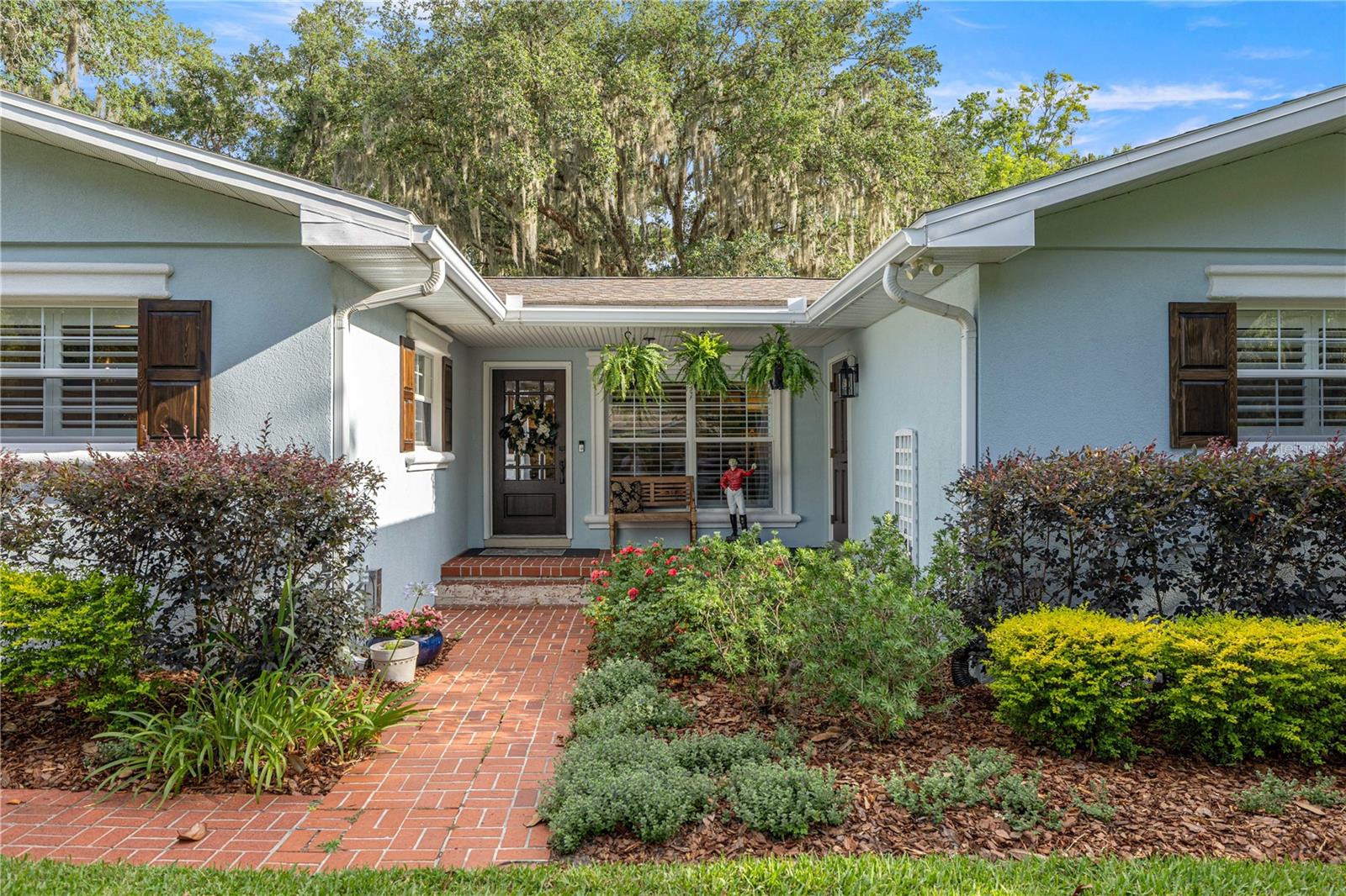 WOODFIELDS - Residential