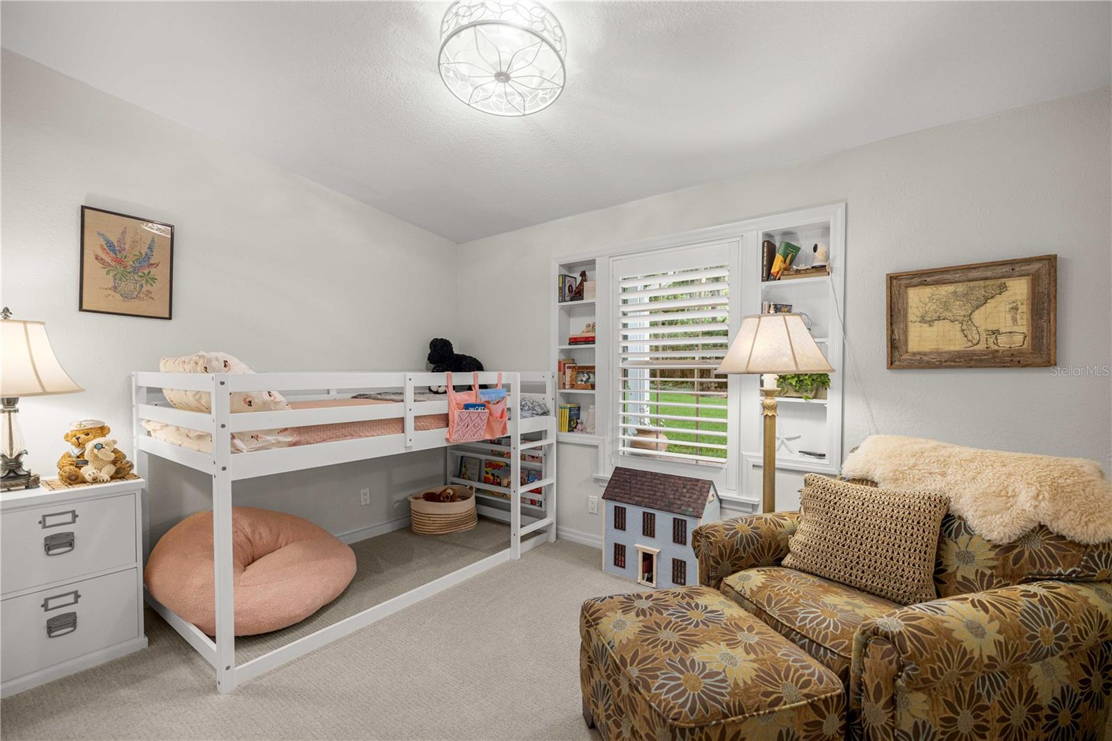 WOODFIELDS - Residential