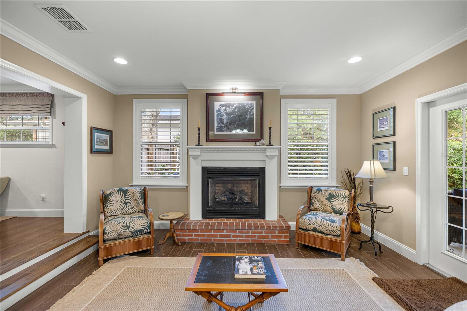 WOODFIELDS - Residential