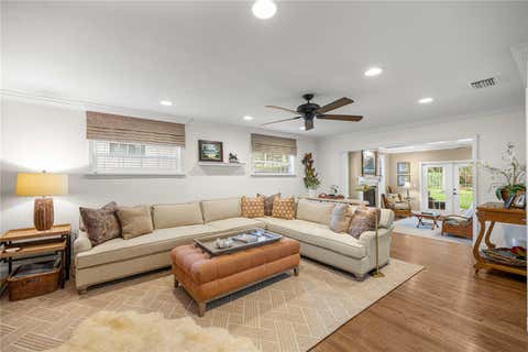 Tiny photo for 1518 SE 12th Street, Ocala, FL 34471 (MLS # OM725710)