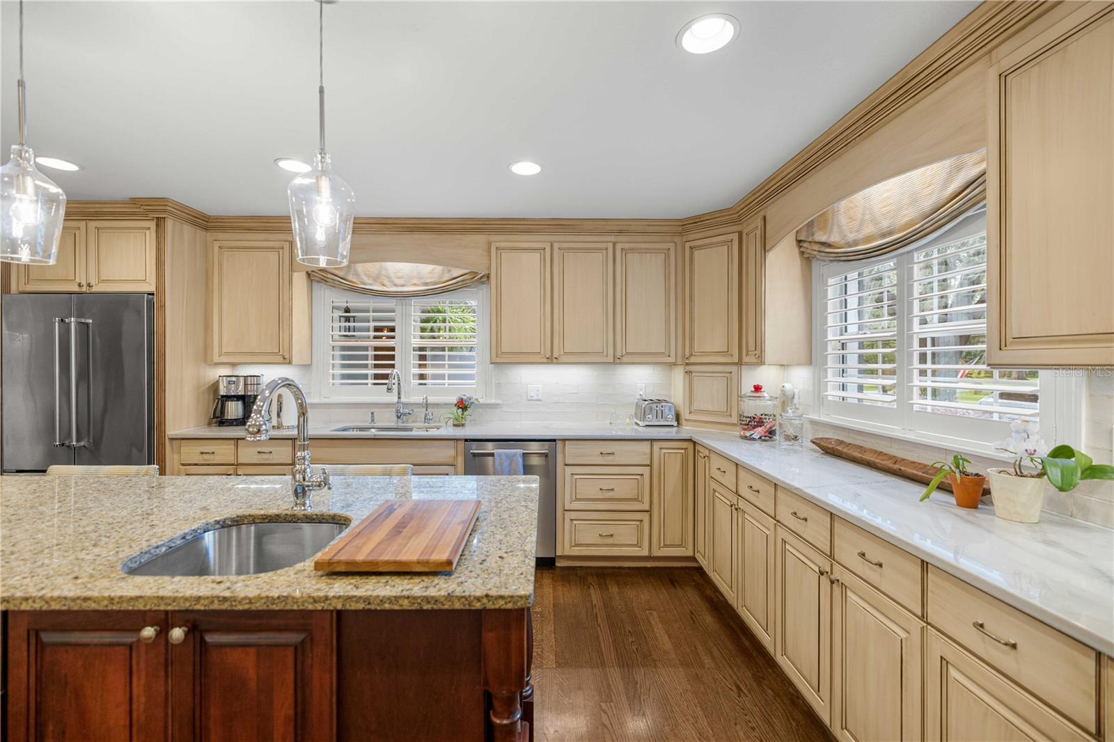 WOODFIELDS - Residential