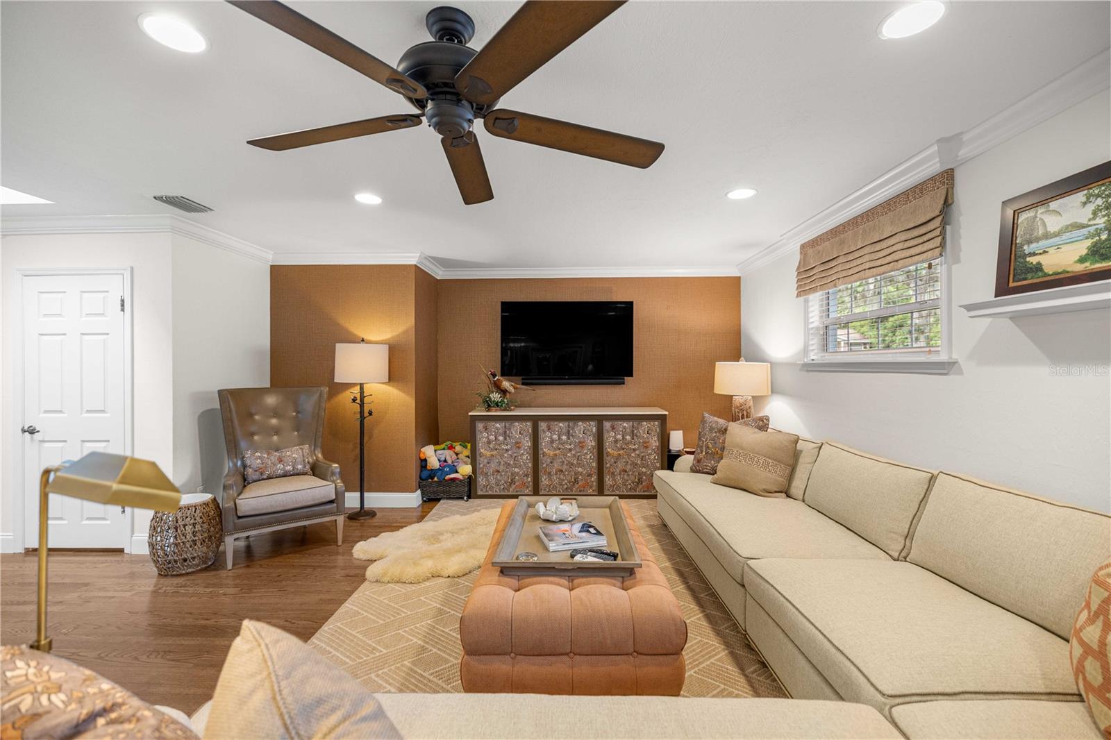 WOODFIELDS - Residential