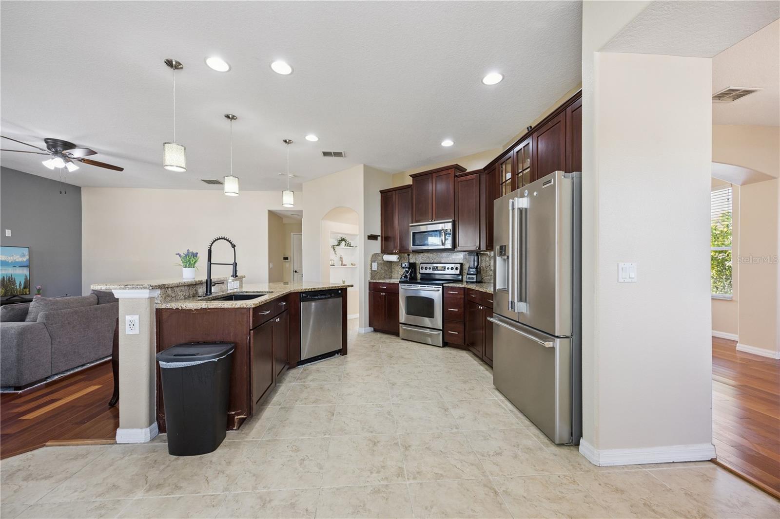 ESPRIT PH 1 - Residential