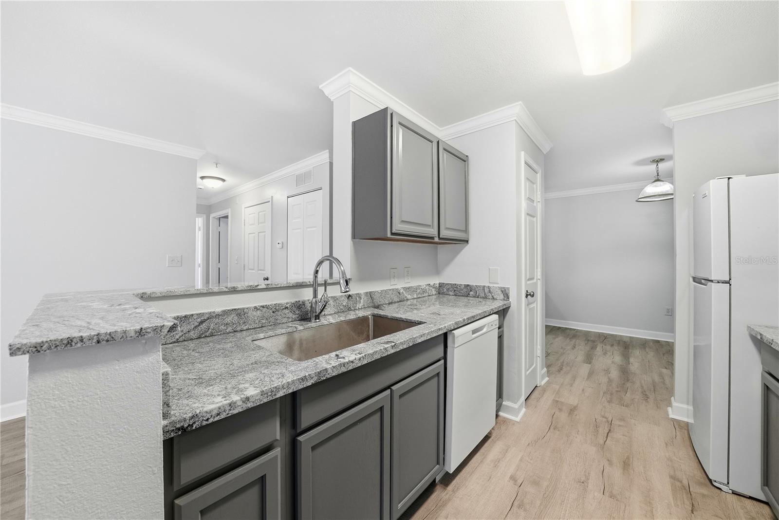 EQUESTRIAN PARC AT HIGHWOODS P - Residential