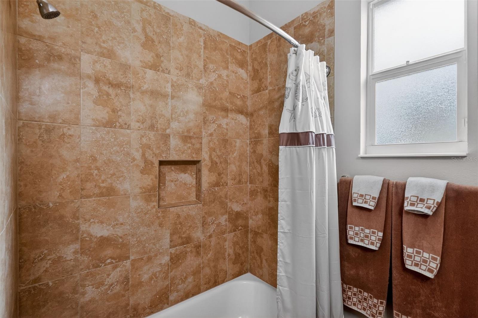 LAKES/MOUNT DORA PH 4A - Residential