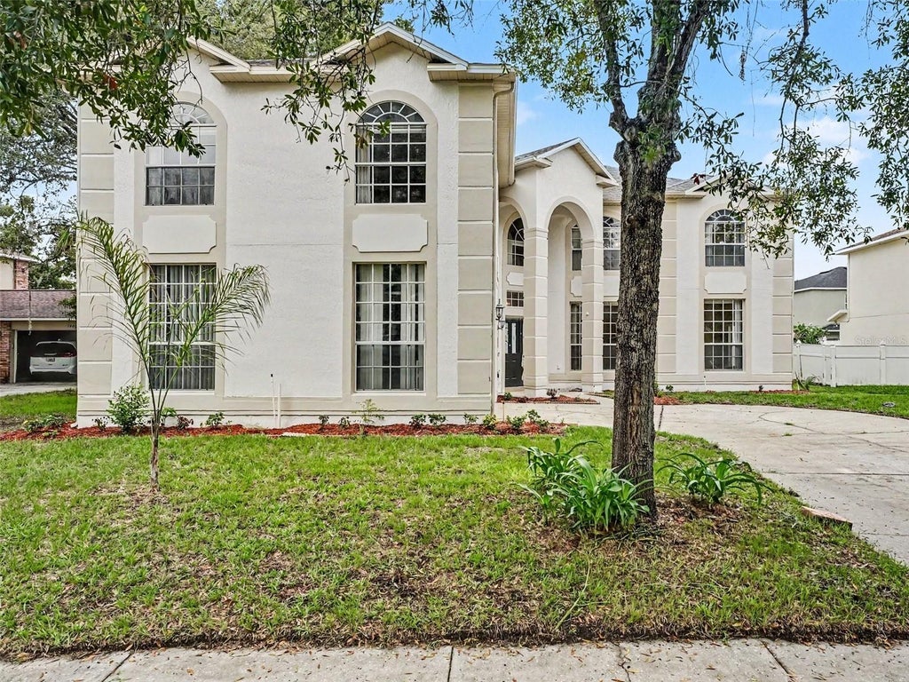 Photo of 1268 Foxforrest Circle, Apopka, FL 32712 (MLS # O6421768)