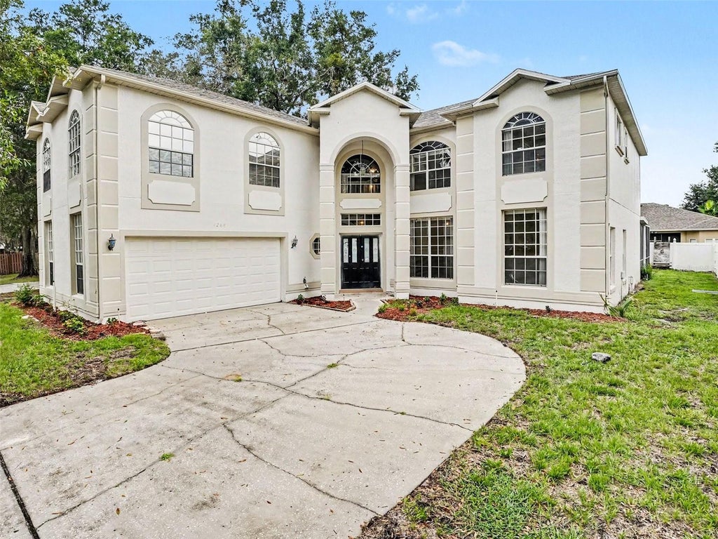 Photo of 1268 Foxforrest Circle, Apopka, FL 32712 (MLS # O6421768)