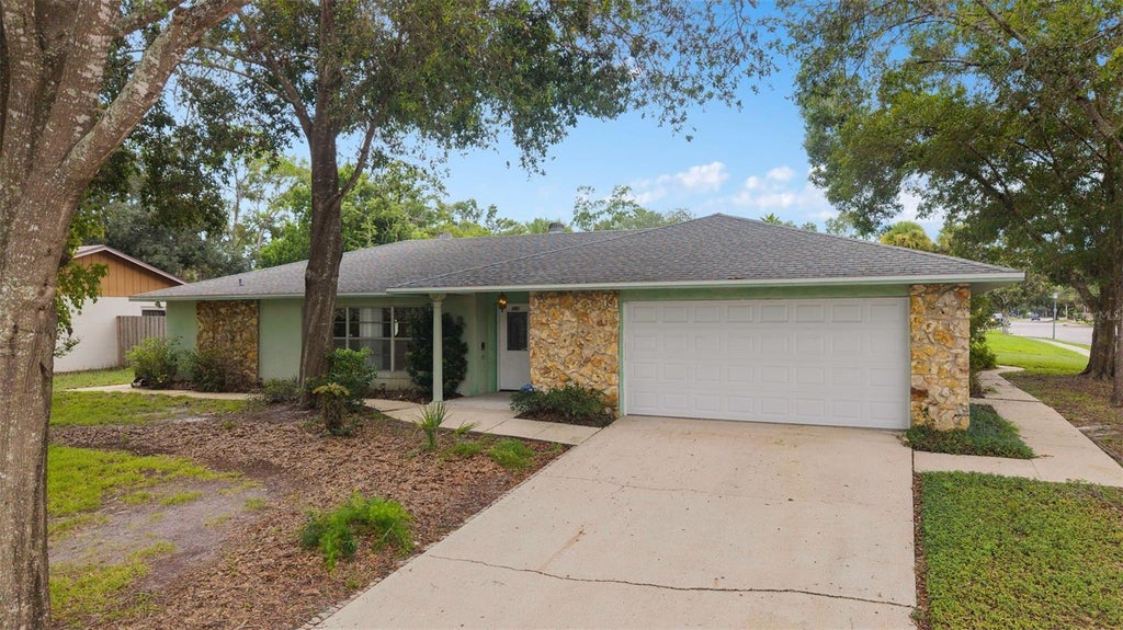 Photo of 101 Suffolk Court, Longwood, FL 32779 (MLS # O6438695)