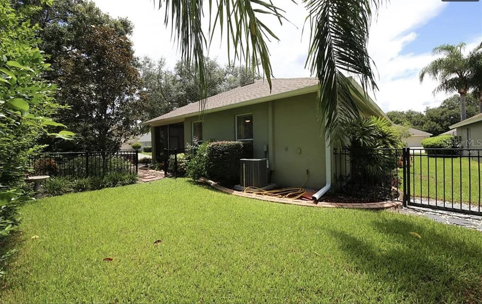 RIVER HILLS COUNTRY CLUB PH - Residential Lease