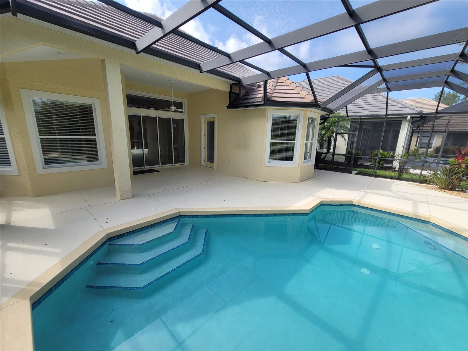 LAKEWOOD RANCH COUNTRY CLUB VILLAGE EE 2A-2E - Residential Lease