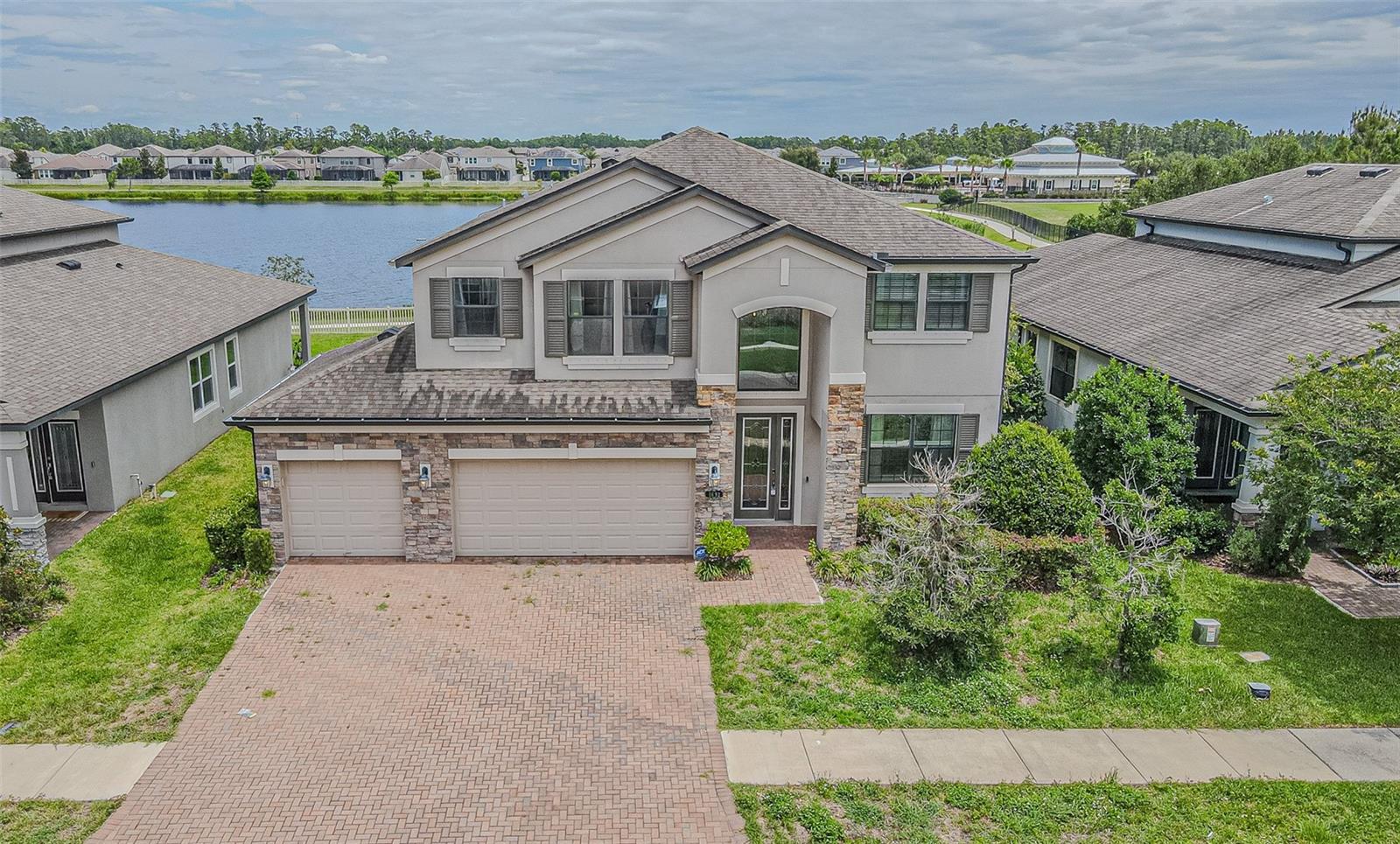 1692 NATURE VIEW DRIVE