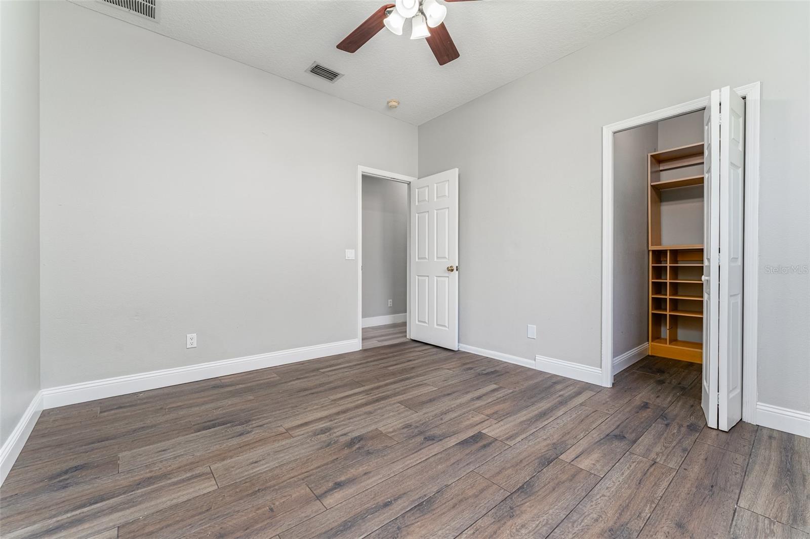 RIVER HILLS COUNTRY CLUB PARCE - Residential