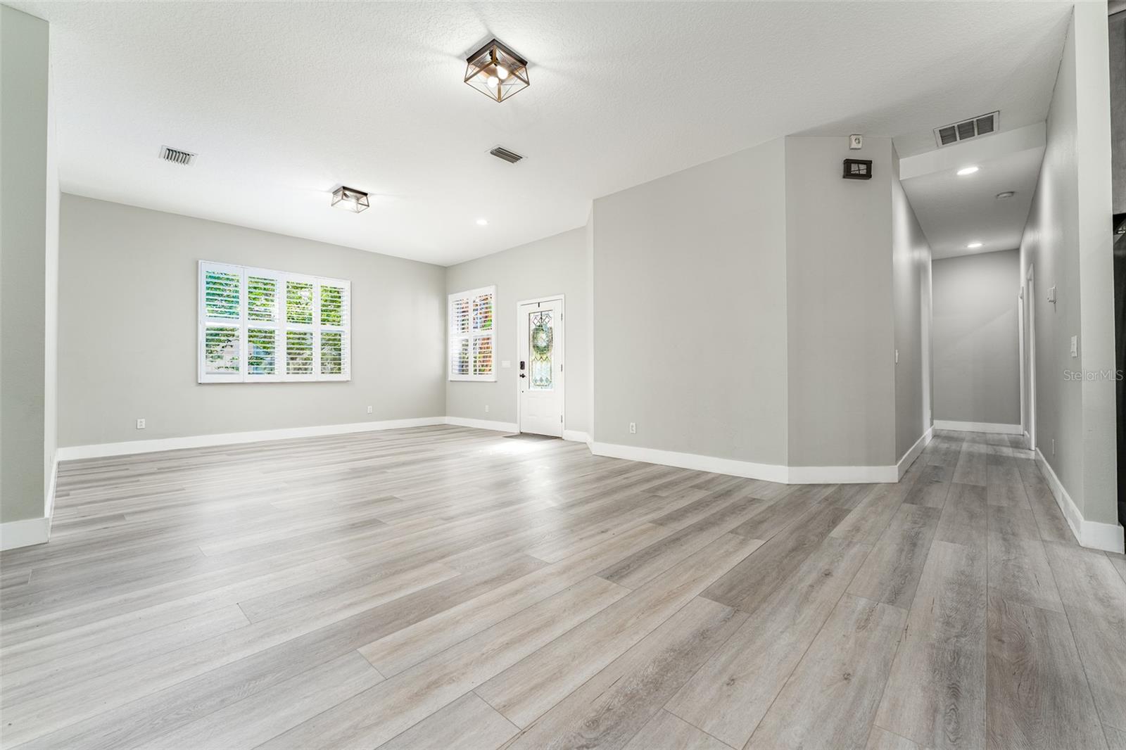 RIVER HILLS COUNTRY CLUB PARCE - Residential