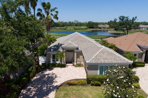 8715 52ND AVENUE E BRADENTON FL 34211