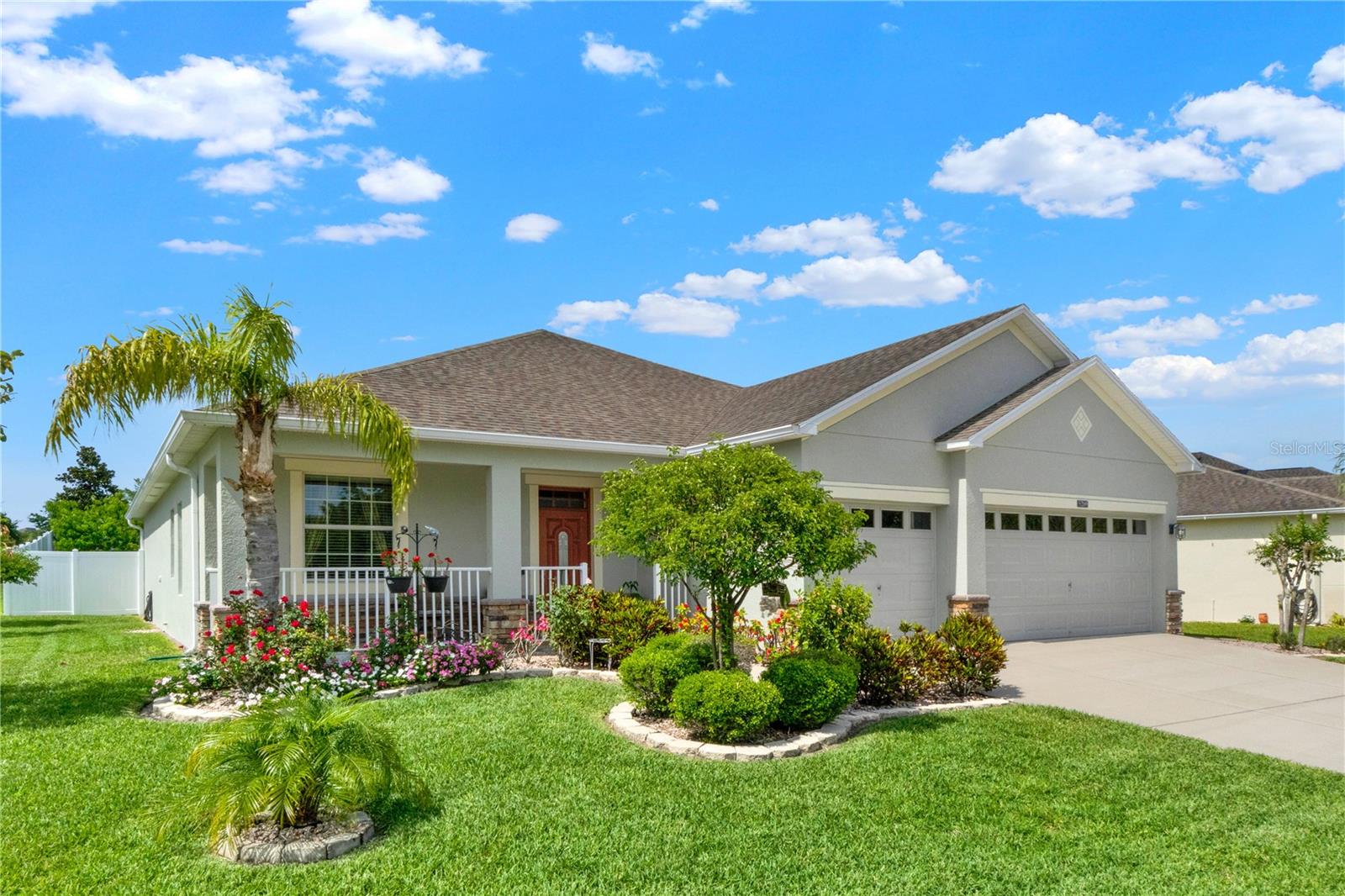 5269 ROYCE DRIVE
