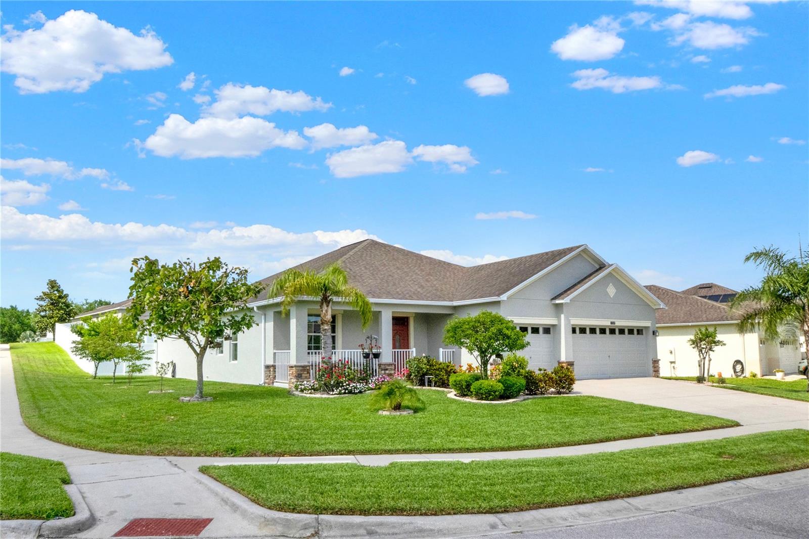 5269 ROYCE DRIVE