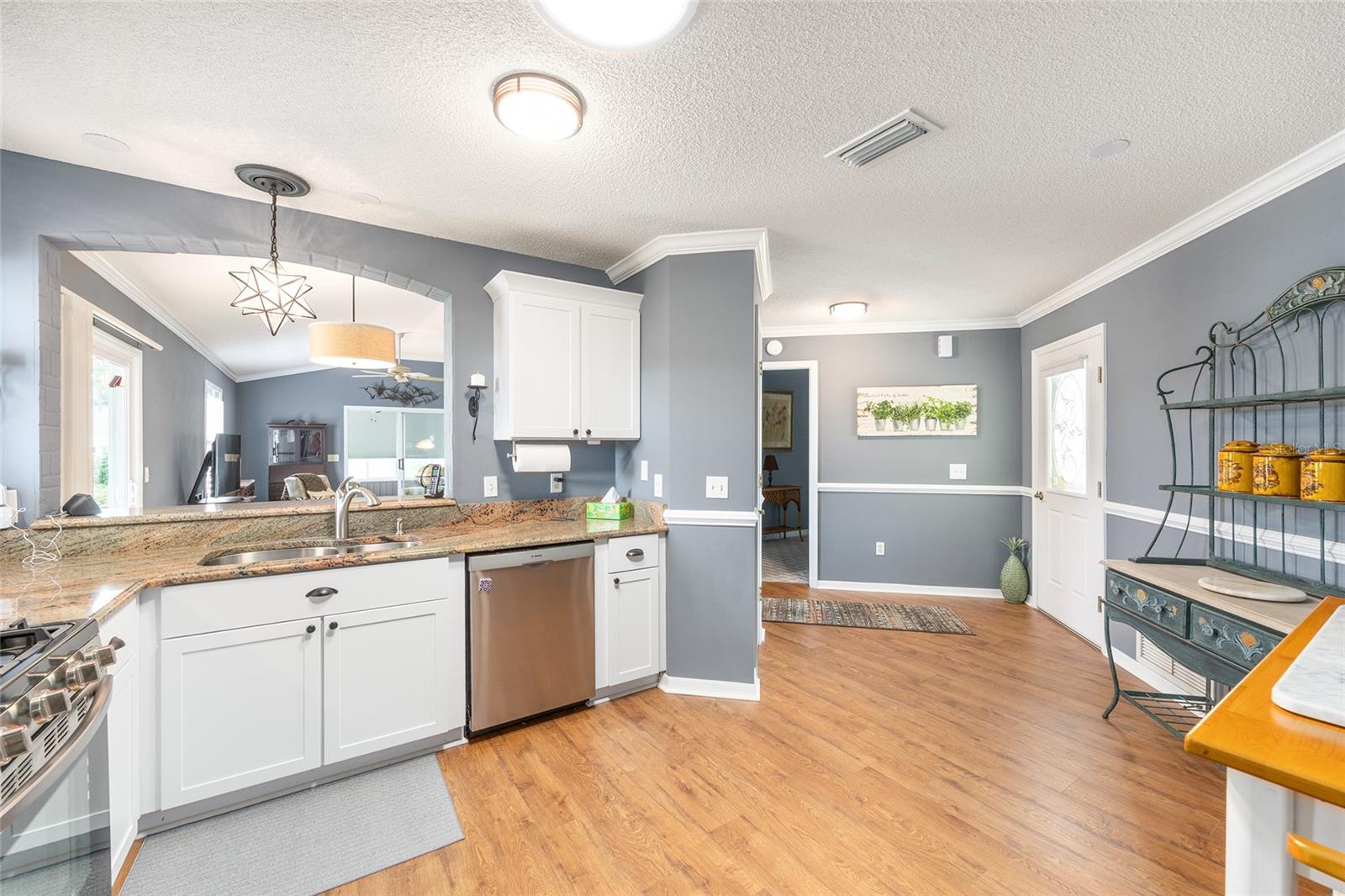 VILLAGES OF SUMTER VILLA ESCANDIDO - Residential