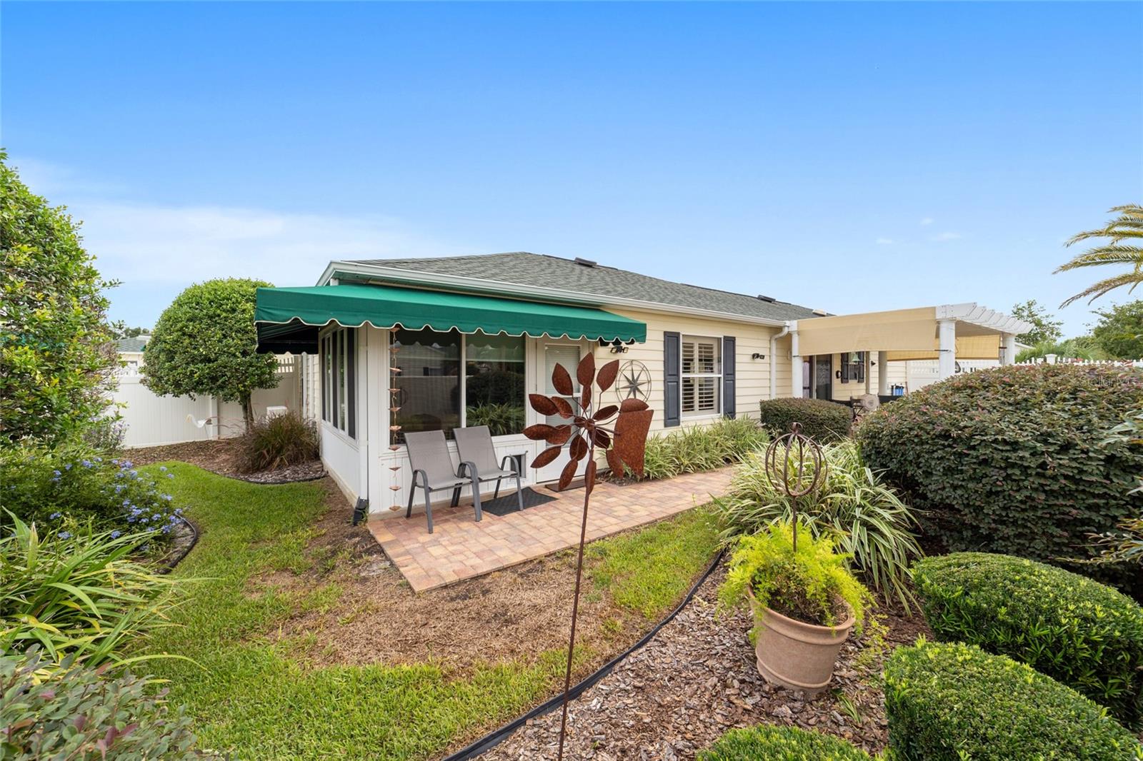 VILLAGES OF SUMTER VILLA ESCANDIDO - Residential