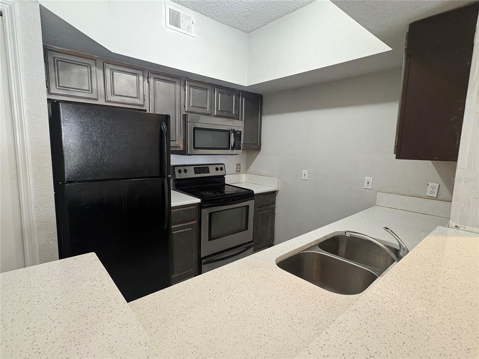 8301 ELM PARK DRIVE 625