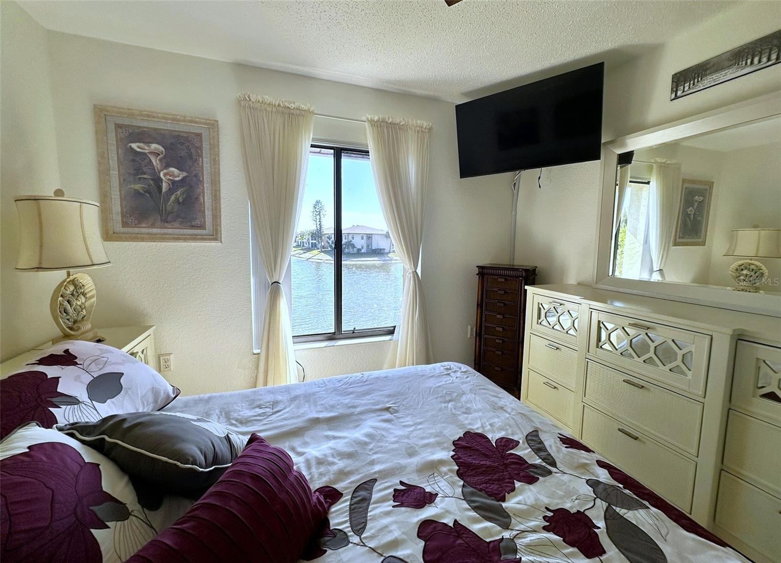 TALA LAKES PH 10 BLDG L - Residential