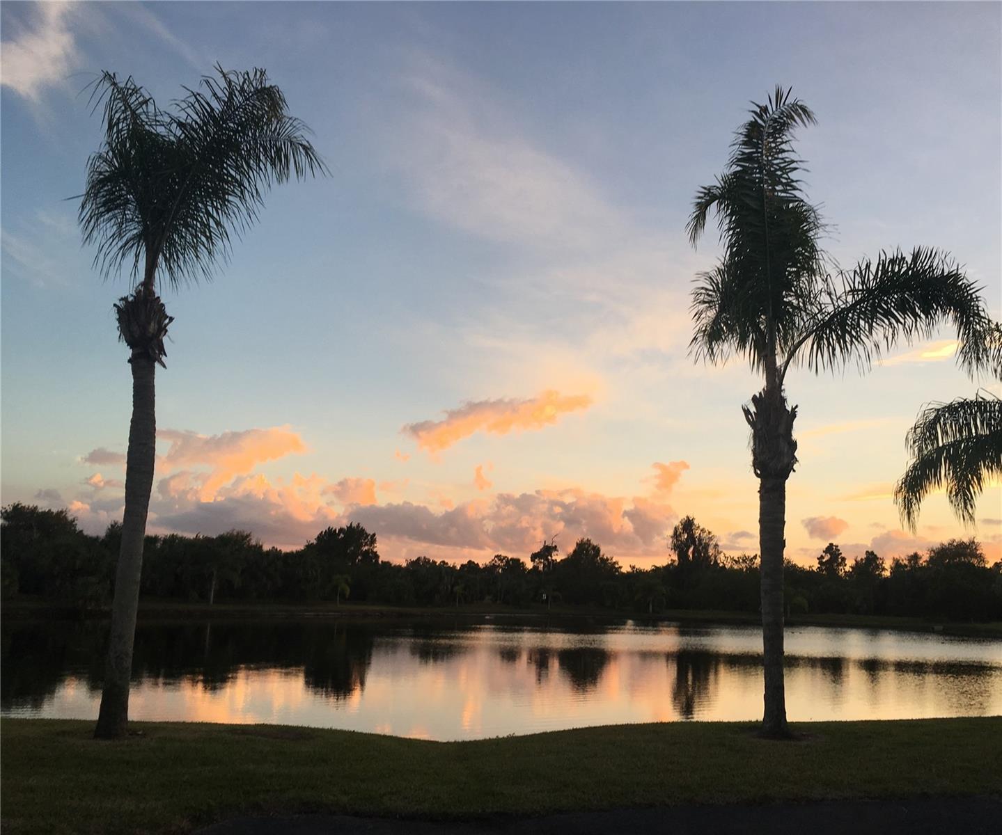 TALA LAKES PH 10 BLDG L - Residential