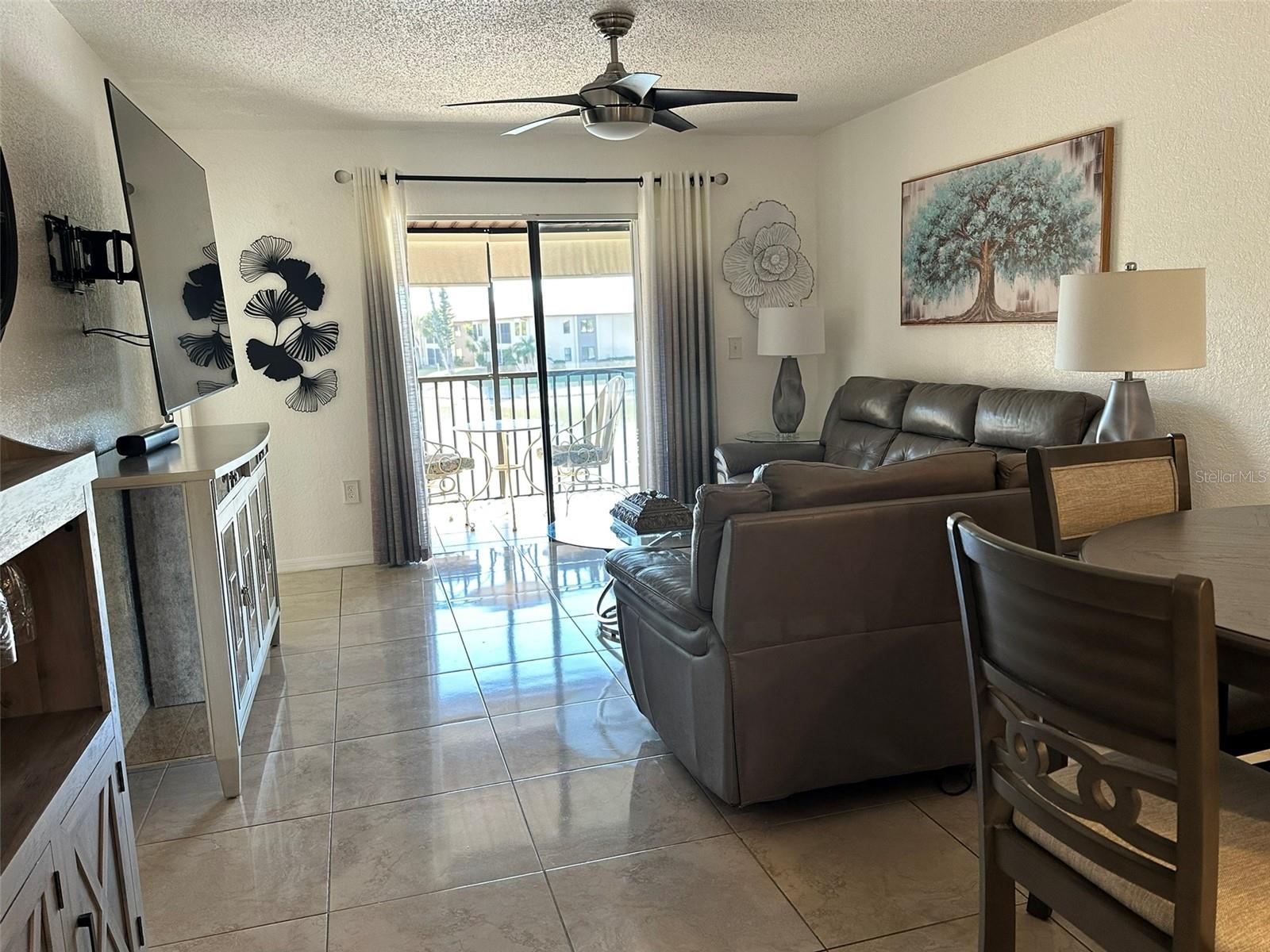 TALA LAKES PH 10 BLDG L - Residential