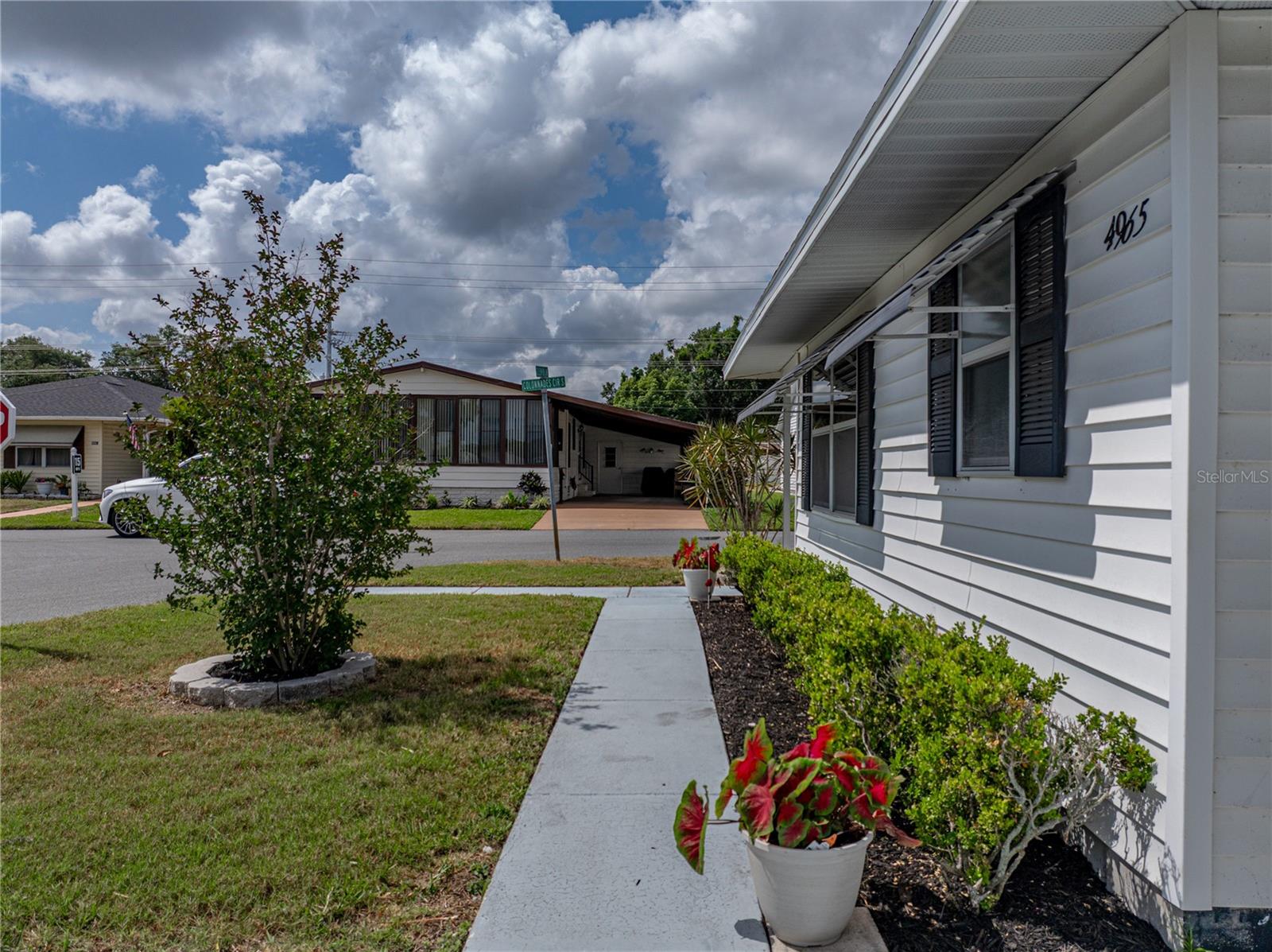 4965 GOLDENVIEW LANE